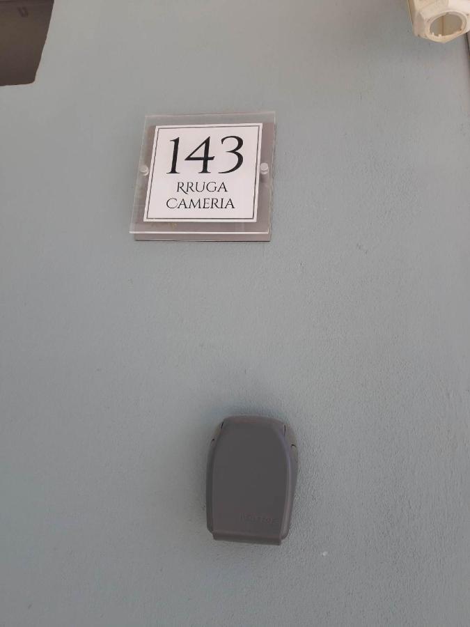 Valis - Lungomare ! Apartment Vlorë